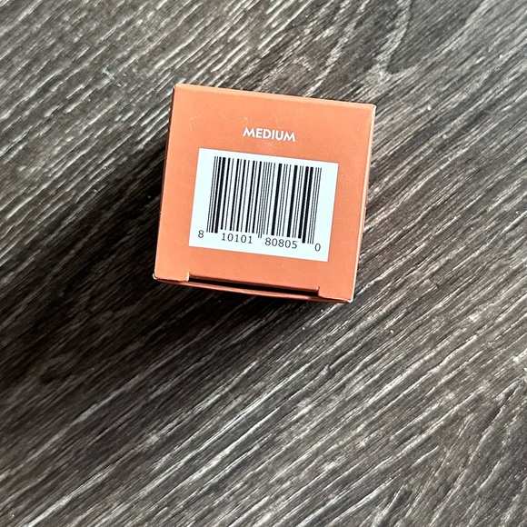 Nwt Super Bright Serum Silk Under Eye Corrector - Medium - Picture 3 of 4